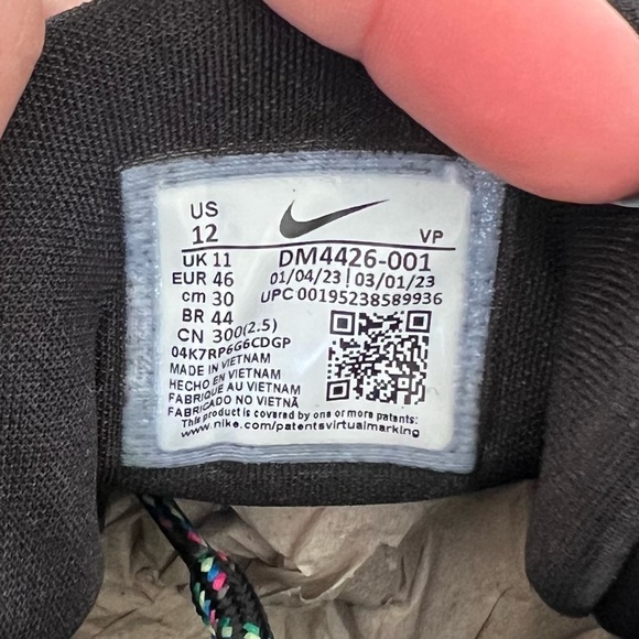 ✔️NIB✔️ NIKE Cosmic Unity TB Wind Black White - Picture 9 of 10